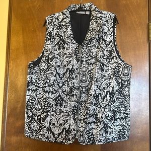 Beautiful Chico’s Black and White Vest — Size 3